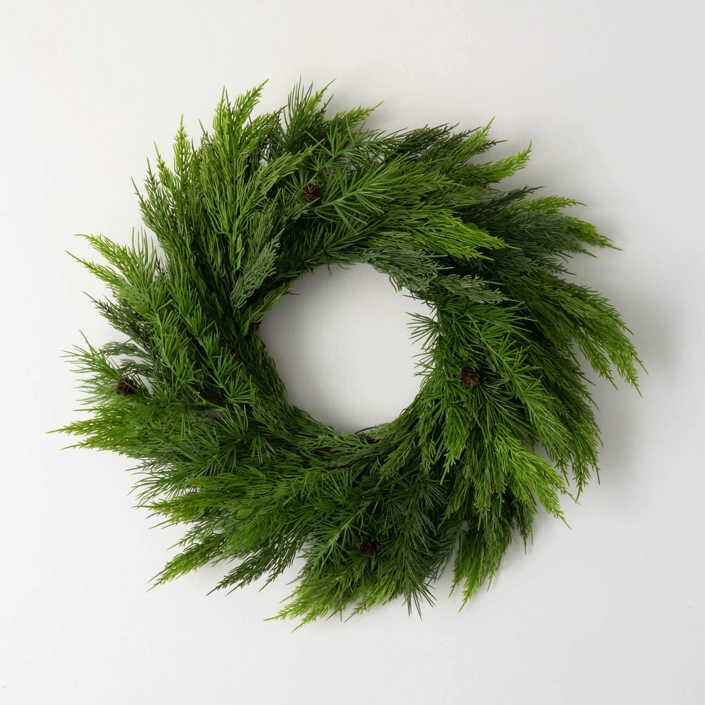 LUSH GREEN CEDAR WREATH