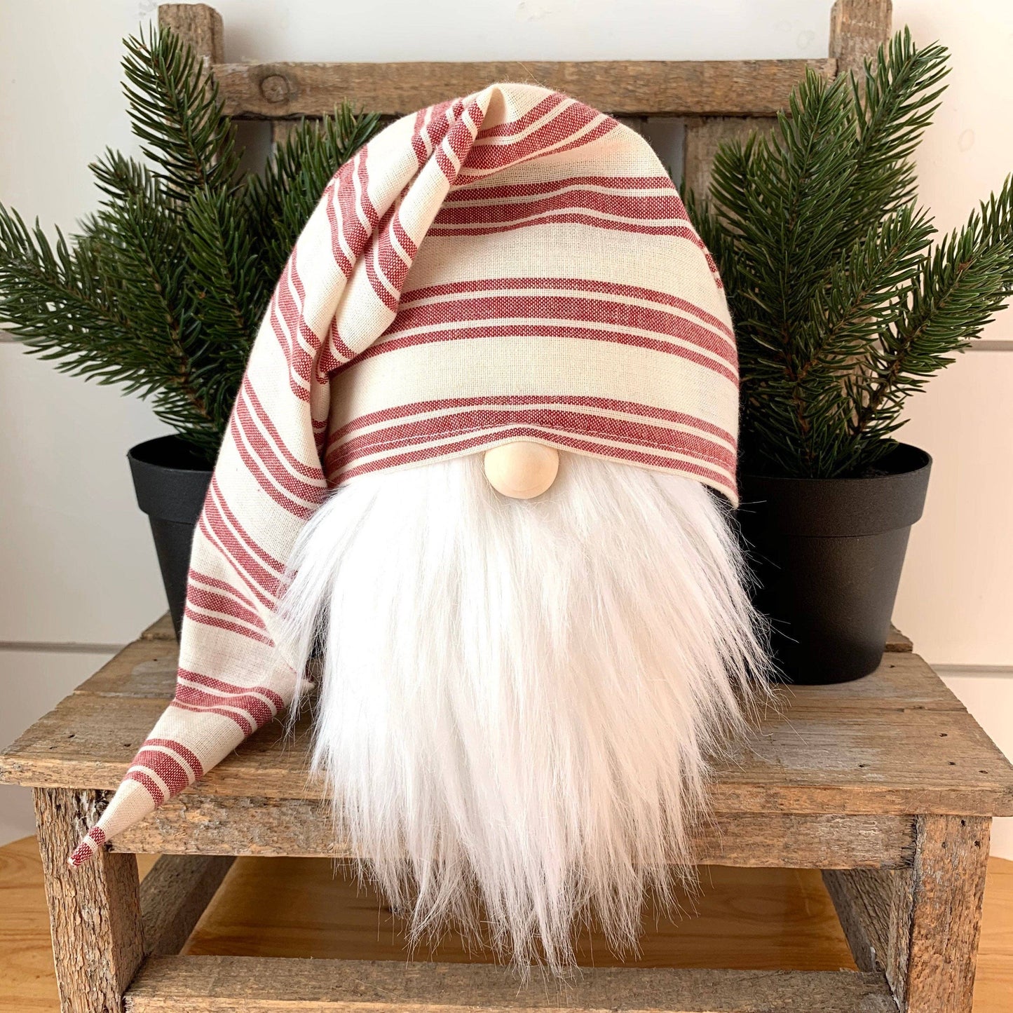 Slouch Red Stripe Gnome, Boy Or Girl: Large Boy 8" x 5"