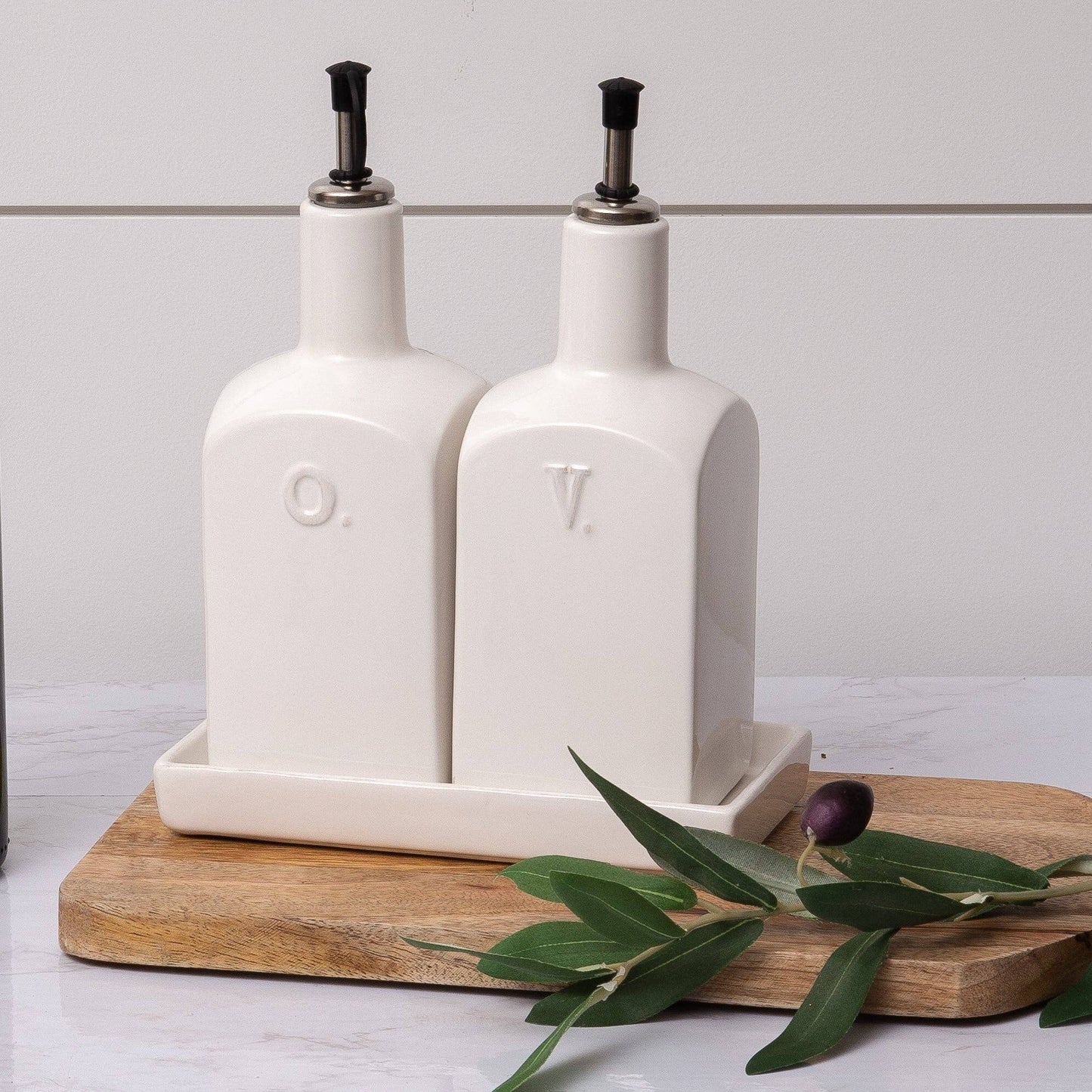 White Cottage Ceramic Oil and Vinegar Set (SET)