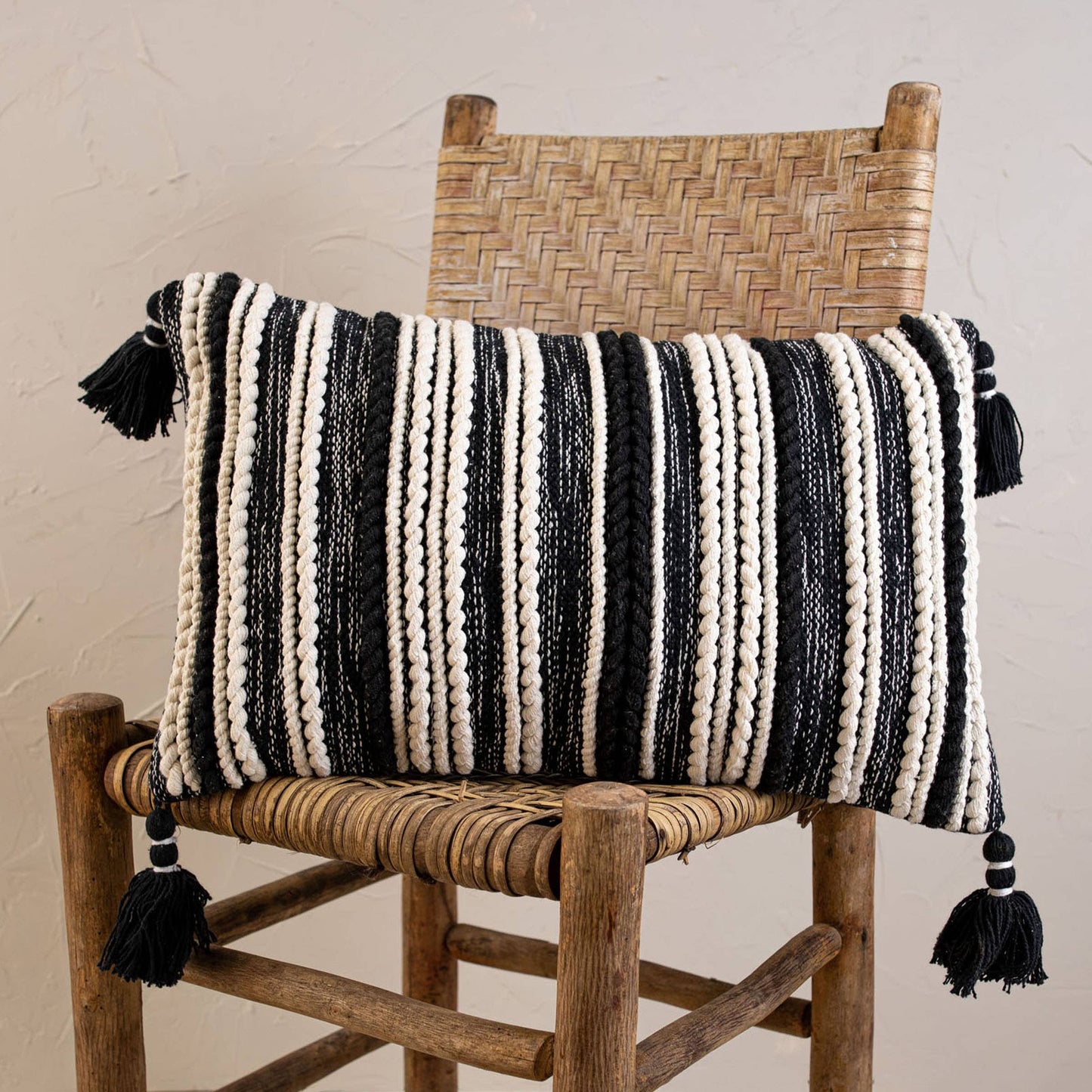 14x22 Hand Woven Celeste Pillow Black