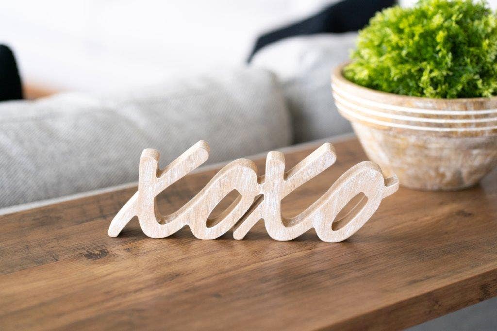 XOXO Wood cutout 9.5x3.25x1